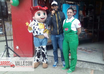 17 carrosvalla.com Carros Valla Locución Agencia BTL Entrega y Exhibición de publicidad.  Sonido profesional, Iluminación, Carpas, Tarimas, Pantallas LED.