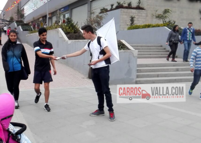 4 carrosvalla.com Carros Valla Locución Agencia BTL Entrega y Exhibición de publicidad.  Sonido profesional, Iluminación, Carpas, Tarimas, Pantallas LED.